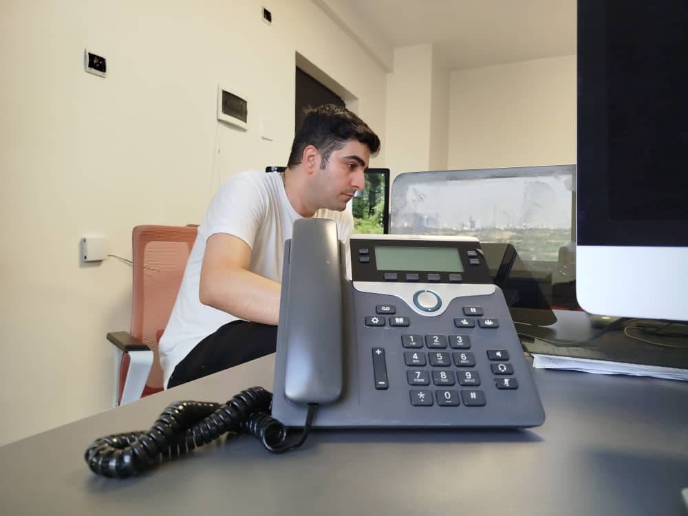 خدمات تلفن ویپ ای کالر